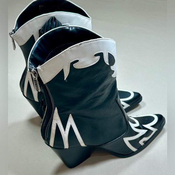 NFS CAPE ROBBIN BLACK WHITE MIX MARQUE WESTERN FRINGE COWBOY POINTY TOE BOOTS - Picture 6 of 14